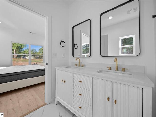 Photo of 115 Dogwood farms Court