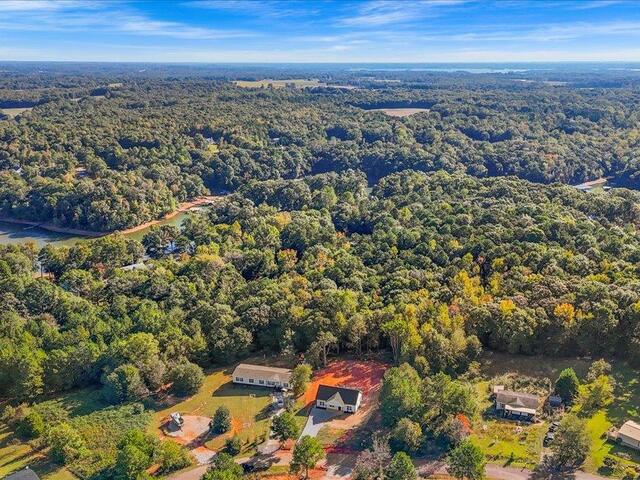 Photo of 115 Dogwood farms Court