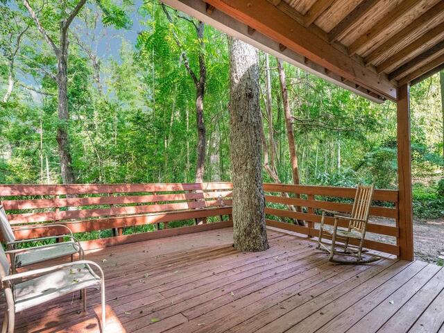 Photo of 16 Converse