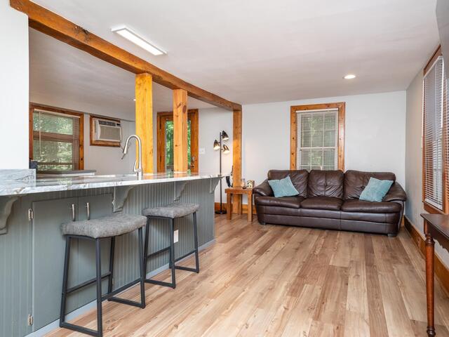 Photo of 16 Converse