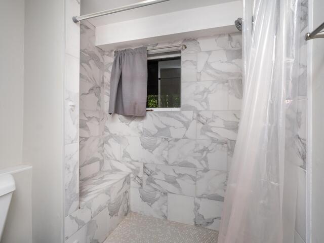 Photo of 16 Converse