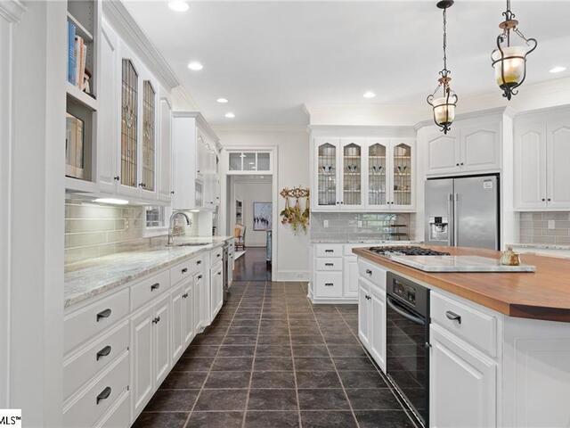 Photo of 121 Diamond Point