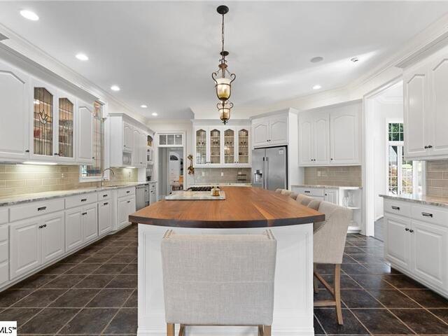 Photo of 121 Diamond Point