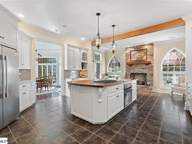 Photo of 121 Diamond Point