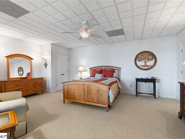 Photo of 121 Diamond Point