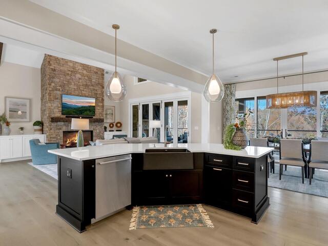 Photo of 2 Cherokee Rose Trail