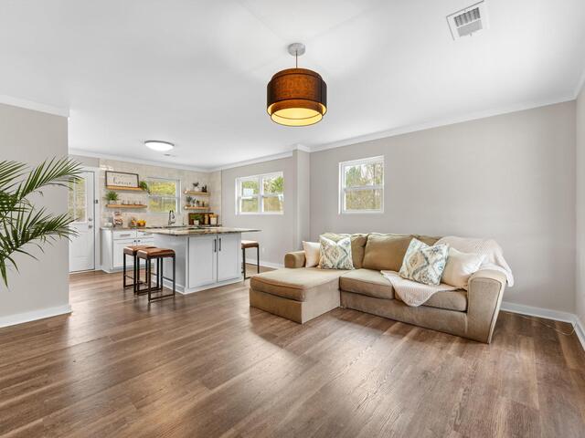 Photo of 559 Stockton Road