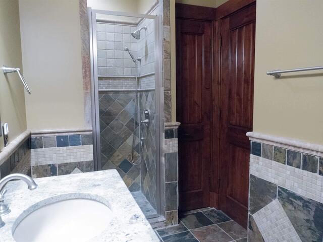 Photo of 91 The Cliffs Parkway