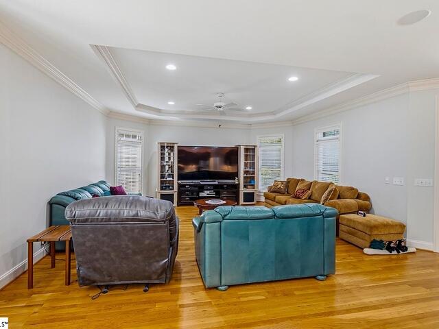 Photo of 616 Shefwood Drive