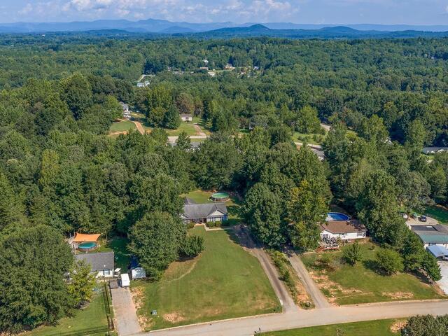 Photo of 208 Redfern Court