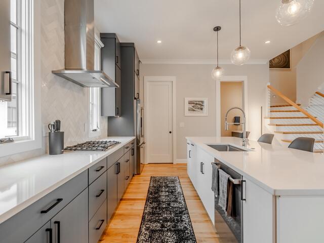 Photo of 112 NoMa Terrace Way