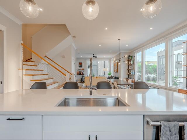 Photo of 112 NoMa Terrace Way