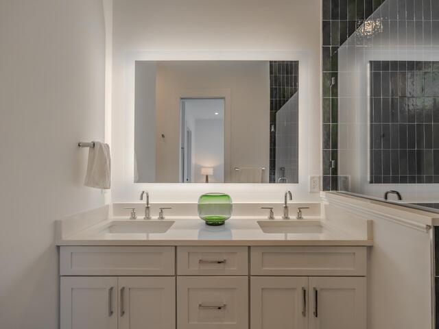 Photo of 112 NoMa Terrace Way