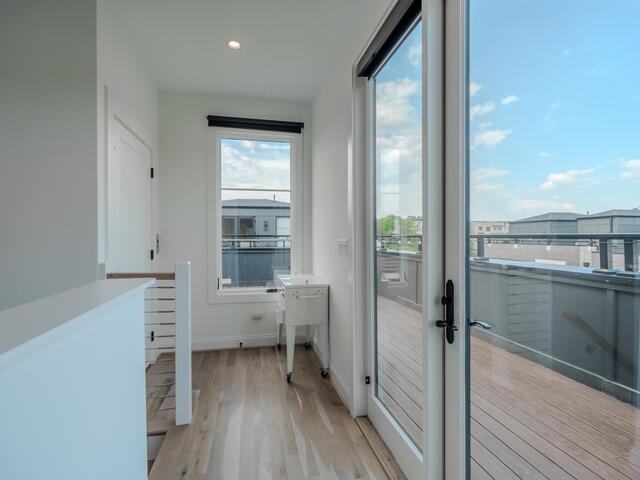 Photo of 112 NoMa Terrace Way