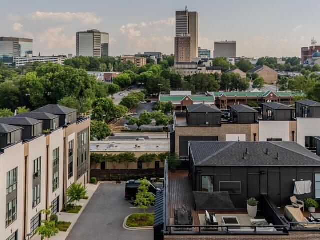 Photo of 112 NoMa Terrace Way