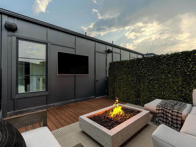 Photo of 112 NoMa Terrace Way