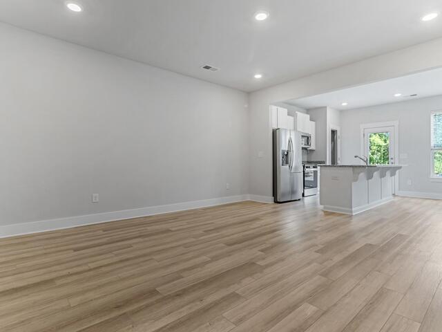 Photo of 1031 Millison