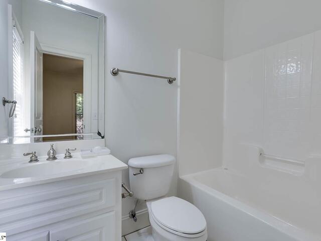 Photo of 516 Foxcroft Road