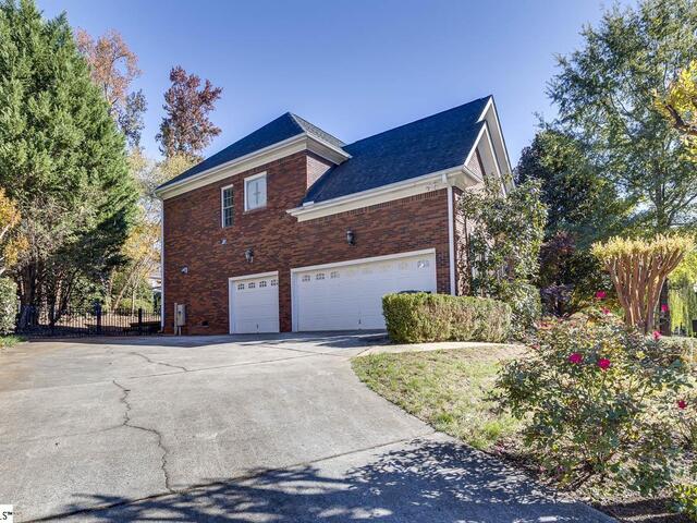 Photo of 516 Foxcroft Road