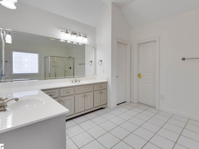 Photo of 516 Foxcroft Road