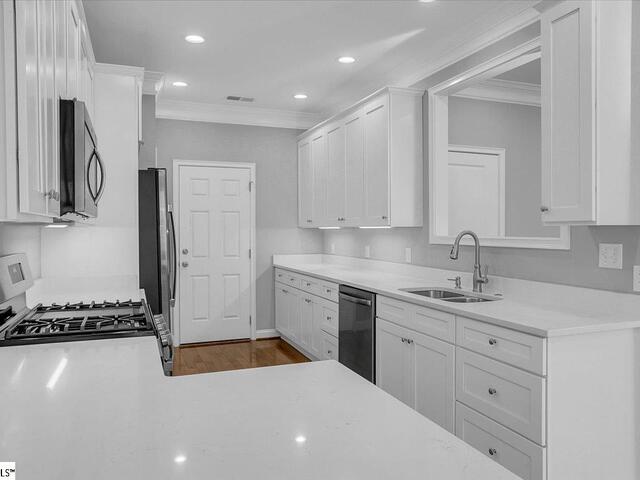 Photo of 305 Redspire Drive