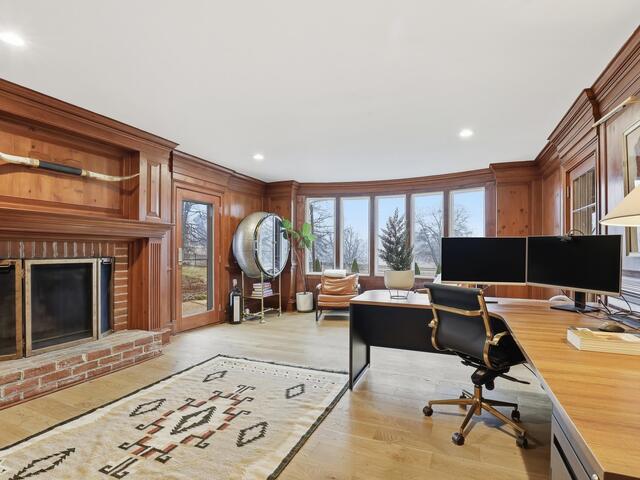 Photo of 405 Foot Hills Road