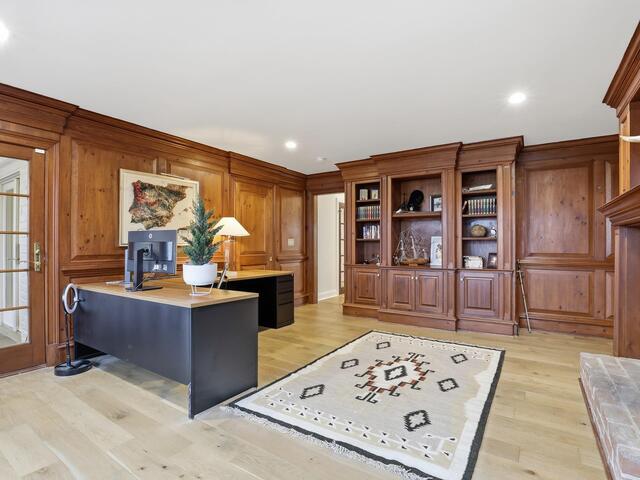 Photo of 405 Foot Hills Road