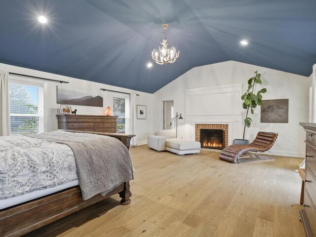 Photo of 405 Foot Hills Road