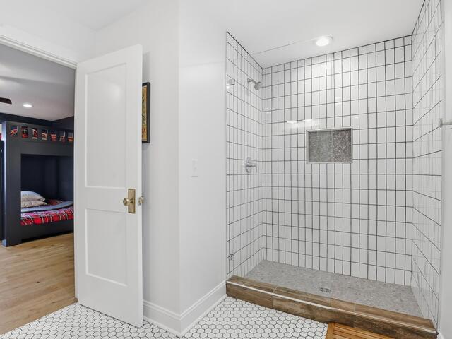 Photo of 405 Foot Hills Road