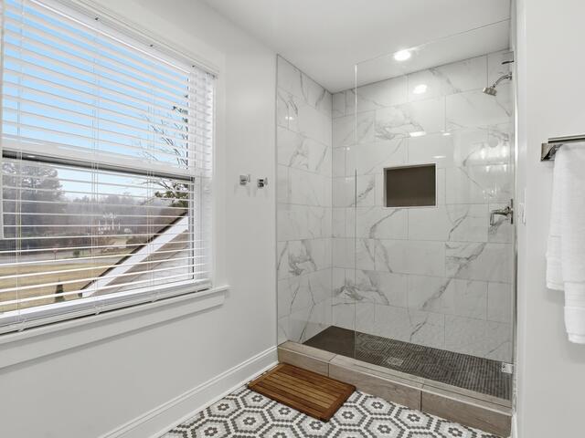 Photo of 405 Foot Hills Road