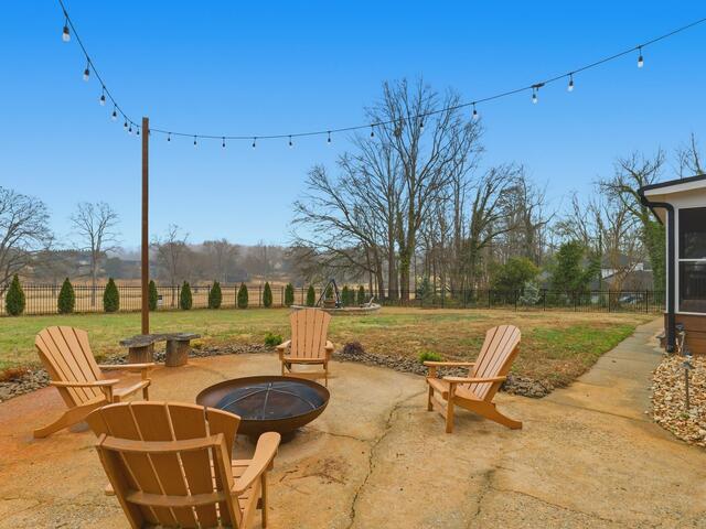 Photo of 405 Foot Hills Road