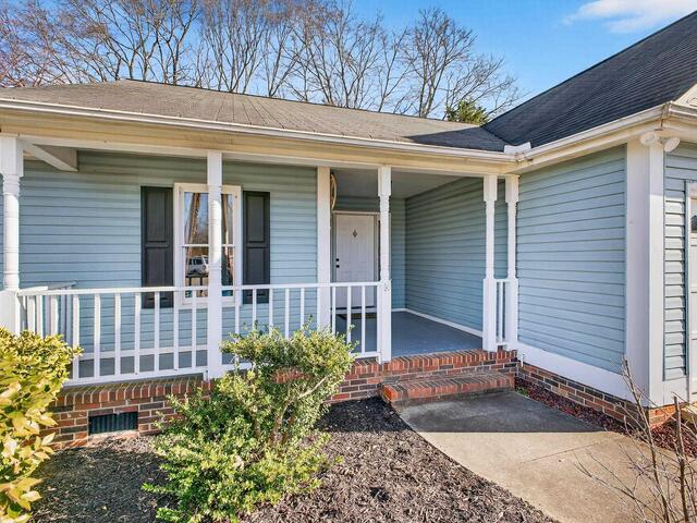 Photo of 404 Frostberry Court