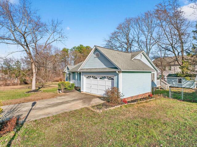 Photo of 404 Frostberry Court