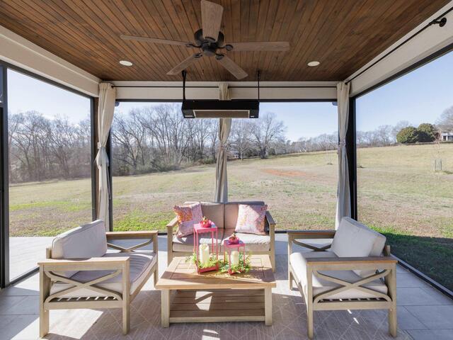 Photo of 1035 Nazareth Church Road