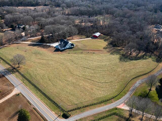 Photo of 1035 Nazareth Church Road