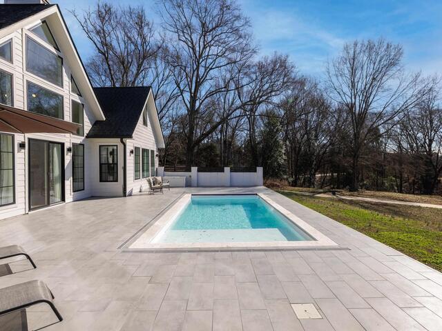 Photo of 1035 Nazareth Church Road