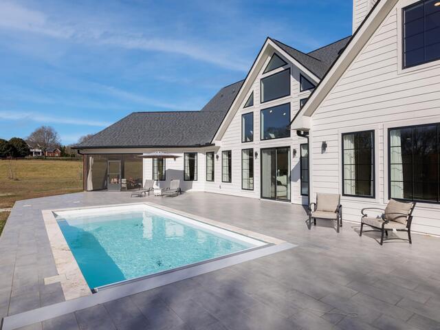 Photo of 1035 Nazareth Church Road