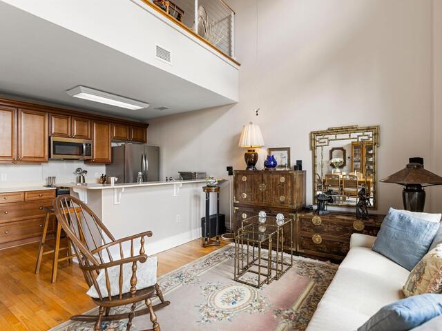 Photo of 111 E McBee Avenue