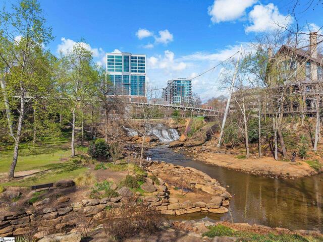 Photo of 111 E McBee Avenue