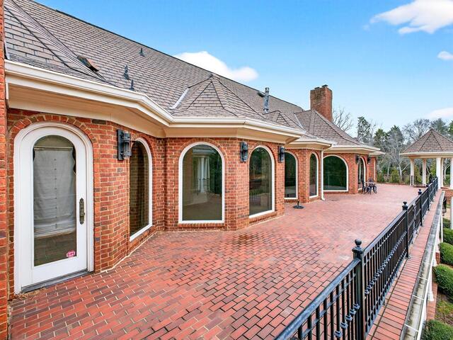 Photo of 101 Tuscany Way
