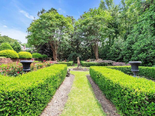 Photo of 101 Tuscany Way