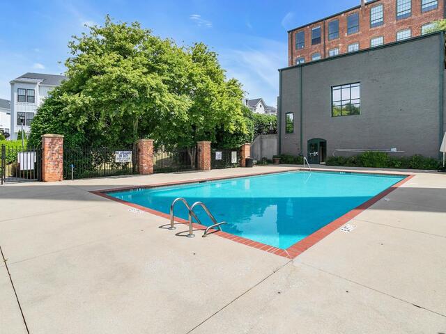 Photo of 400 MILLS Avenue