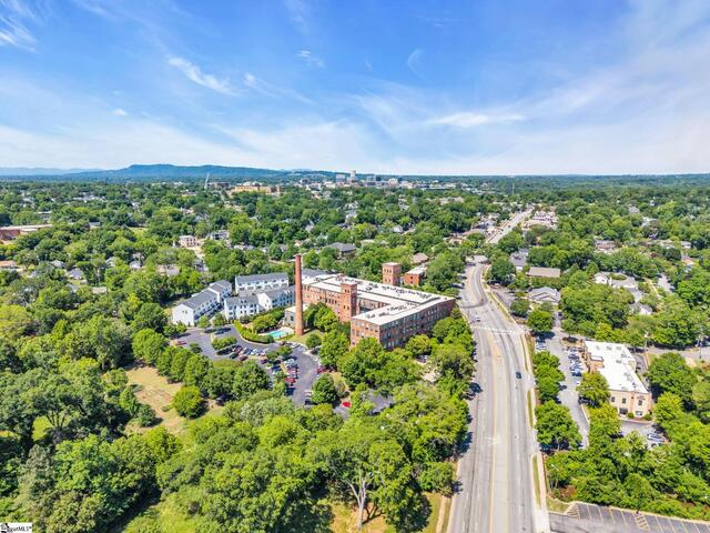 Photo of 400 MILLS Avenue