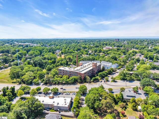 Photo of 400 MILLS Avenue