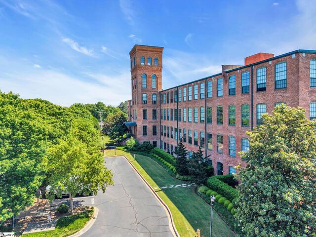 Photo of 400 MILLS Avenue