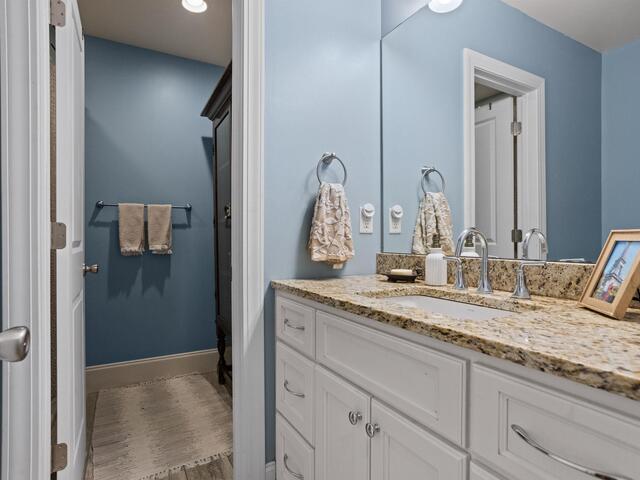 Photo of 4 Waverly Court