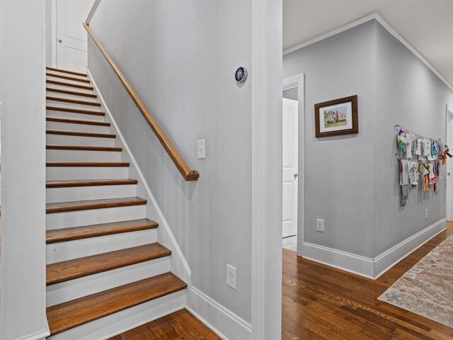 Photo of 4 Waverly Court
