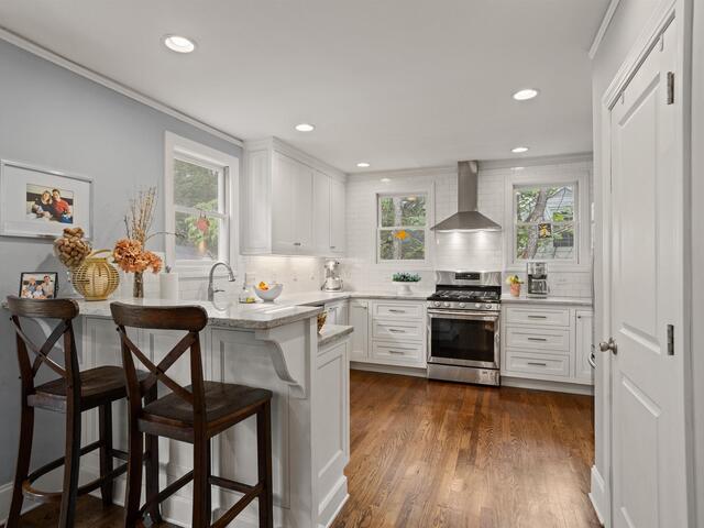 Photo of 4 Waverly Court