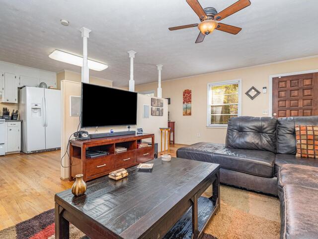 Photo of 404 Tebblewood Drive