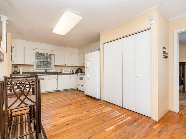 Photo of 404 Tebblewood Drive